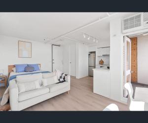 Bondi Beach Studio with an ocean view