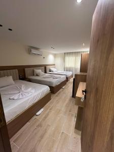 Pyramids hotel Merak