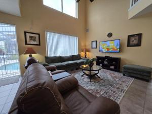 Solana Commuity House #213637 Home