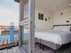 Harbour Lodge at Uitgeestermeer View