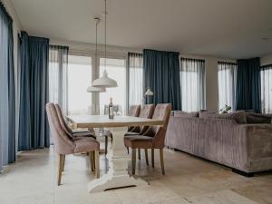 Apartment in Egmond aan Zee near the Beach