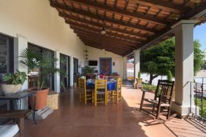 ANANA Casa de los Sueños - Villa with Thermal Water and Views