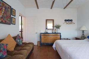 ANANA Casa de los Sueños - Villa with Thermal Water and Views