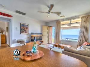 Aldinga Stunning Sea View-2BR Retro Vibe