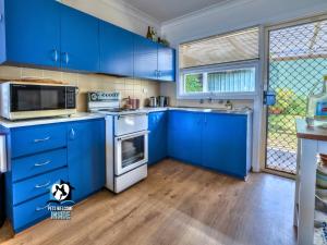 Aldinga Stunning Sea View-2BR Retro Vibe