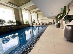 Charming 1 BR KL Tower Makati