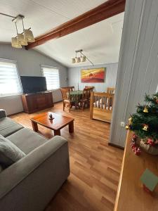 Amplia Casa Totalmente Equipada