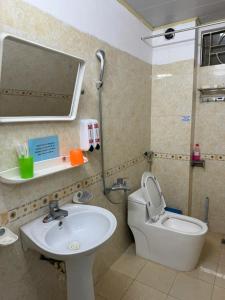 Nhà Nghỉ Đông Phương