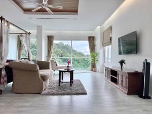 Kamala Seaview - 3 BR Private Pool Villa
