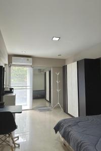 Minimal condo 5 mins to mrt Suthisarn