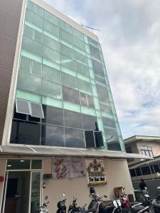 Minimal condo 5 mins to mrt Suthisarn