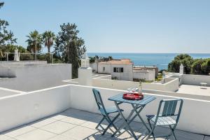 Sea Bliss Your Seaside Retreat in Alporchinhos