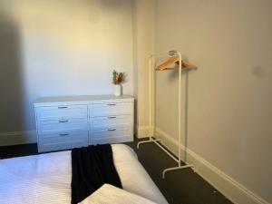 Awesome Apt meters from Indian Ocean Beach - Hosted by Canstay