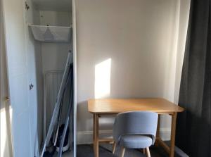 Awesome Apt meters from Indian Ocean Beach - Hosted by Canstay