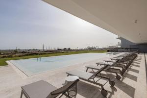 Bayline Algarve Apt Beachfront, Spa, Lagoon View