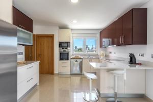 Blue Heaven Luxury V5