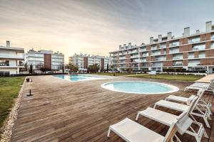 The Green Escape Albufeira Poolside Retreat