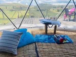 Glamping Familiar Naturaleza Aventura y Vista a la Montaña