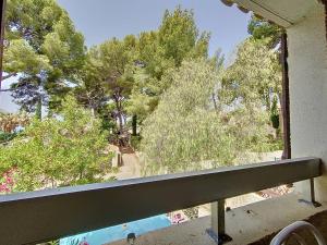 Studio à Saint-Cyr-sur-Mer avec terrasse et parking privé - FR-1-770-74