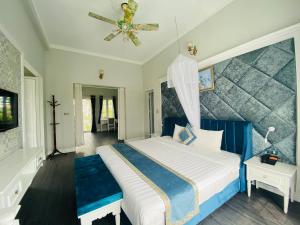 Vườn Vua Resort & Villas