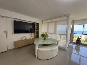 Oceanfront Playa Grande 10 min Airport Maiquetia Aeropuerto