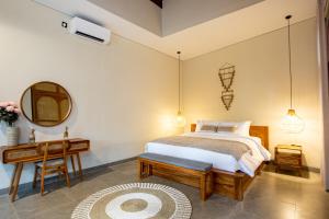 Teba Batu Bolong Villa