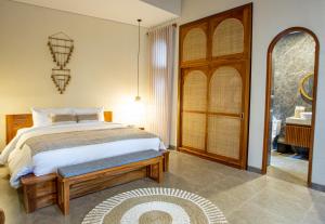 Teba Batu Bolong Villa