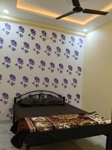 KeshavShree Guest House