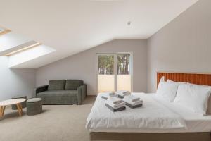 Sunny Rest in Seashell