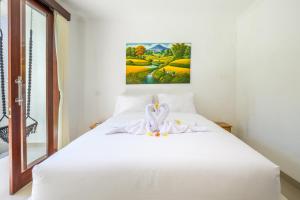 The R Sinabung - 2BR with pool in Sanur by the Beach