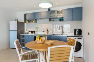 Little Me Beachfront Villa