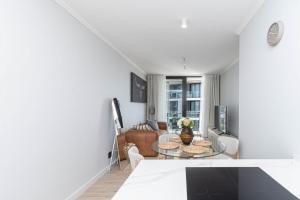 Ellipse Manscave Modern Luxury Apartment