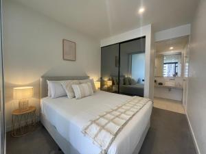 Complete Host Fulton Ln Apartments