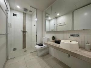 Complete Host Fulton Ln Apartments