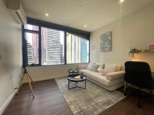 Complete Host Fulton Ln Apartments