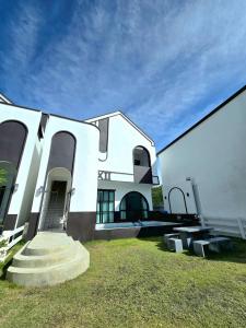 Live With Passion Pool Villa