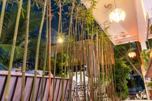 Samaya Boutique & Cuisine