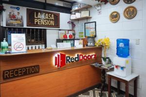 RedDoorz at La Casa Guesthouse former RedDoorz at Tamarind Street Angeles City