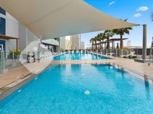 Bloomfields Stunning STU - Bloom Tower JVC