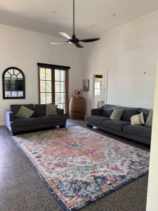 Roslyns Cottage Country Escape in Tamborine