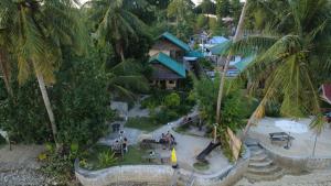 Eddie`s Beach Resort Siargao