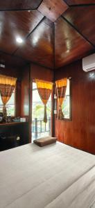 Sea Shell Beach Resort