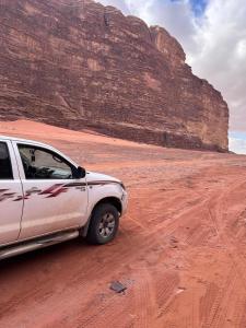 Bedouin Luxe Camp & Tour