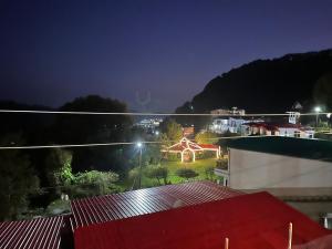 Just naturals Pauls Cottage