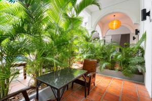 Samaya Boutique & Cuisine