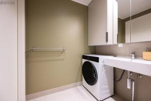 Studio apartment with gym, parking, coworking