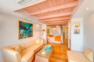 Deluxe Suite with Spa Bath room in Nissaki Beach Hotel