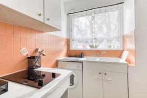 Sienna Velvet Room - Balneo & Cinema - Ligne 9