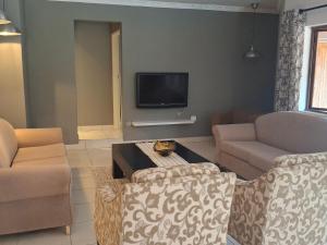 Hornbill Fishing Suites