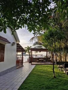 San Hô Hòn Chùa Home